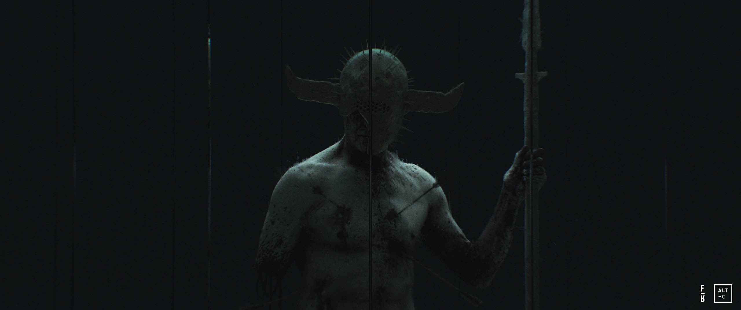 FINAL_SELECTS_FRAMES_2560_AT_0006
